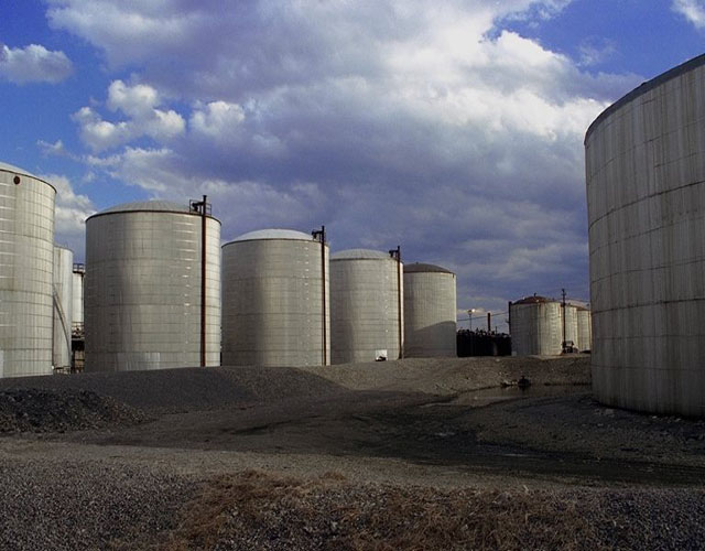Нефтяные хранилища в Северной Дакоте